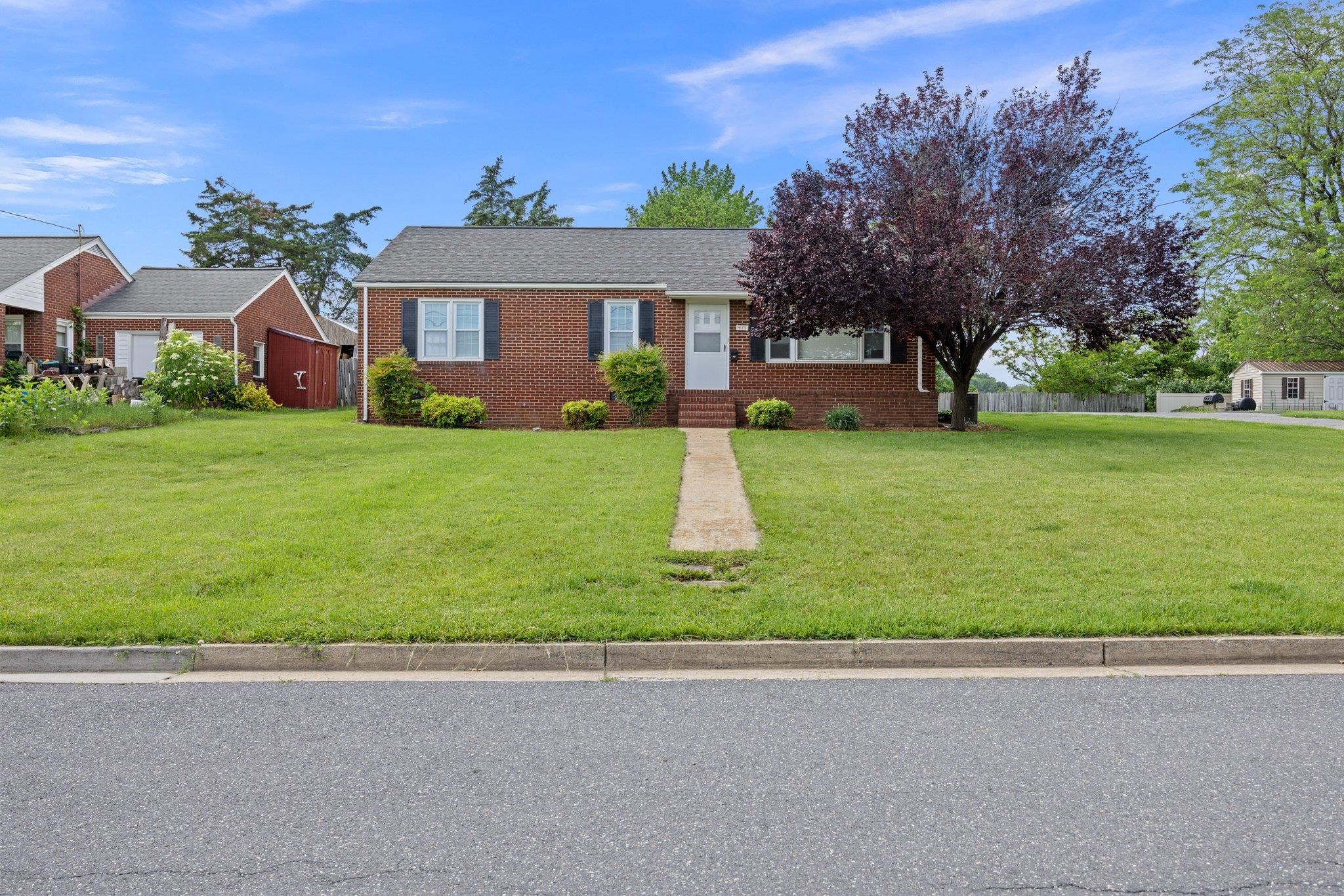 475 HARTMAN DR, HARRISONBURG, Virginia 22802, 3 Bedrooms Bedrooms, ,2 BathroomsBathrooms,Residential,475 HARTMAN DR,665701 MLS # 665701