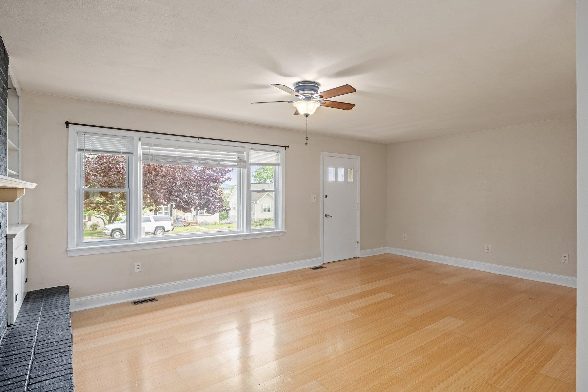 475 HARTMAN DR, HARRISONBURG, Virginia 22802, 3 Bedrooms Bedrooms, ,2 BathroomsBathrooms,Residential,475 HARTMAN DR,665701 MLS # 665701