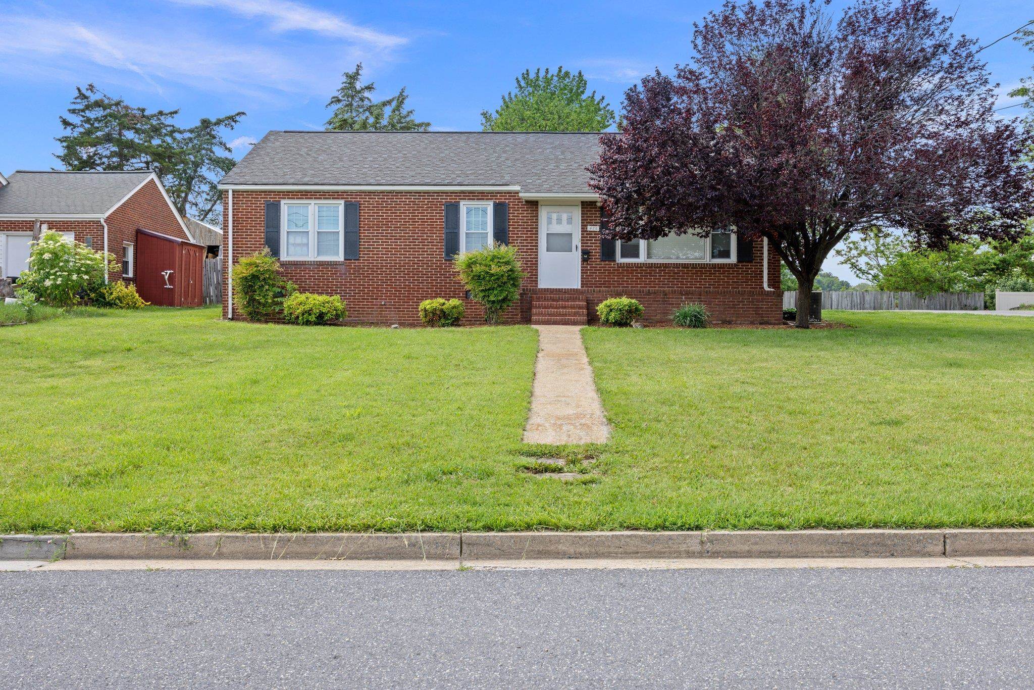 475 HARTMAN DR, HARRISONBURG, Virginia 22802, 3 Bedrooms Bedrooms, ,2 BathroomsBathrooms,Residential,475 HARTMAN DR,665701 MLS # 665701