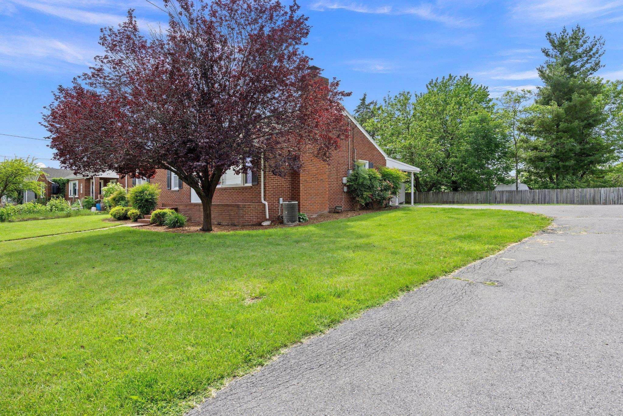 475 HARTMAN DR, HARRISONBURG, Virginia 22802, 3 Bedrooms Bedrooms, ,2 BathroomsBathrooms,Residential,475 HARTMAN DR,665701 MLS # 665701