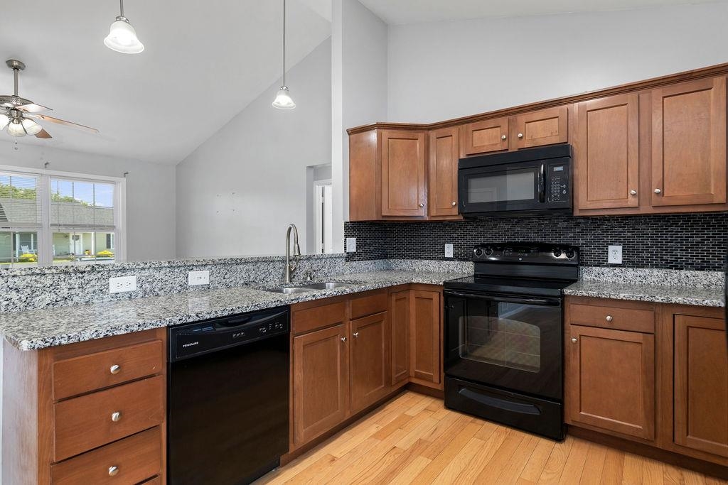 1453 MANDOLIN AVE, GROTTOES, Virginia 22801, 3 Bedrooms Bedrooms, ,2 BathroomsBathrooms,Residential,1453 MANDOLIN AVE,665705 MLS # 665705