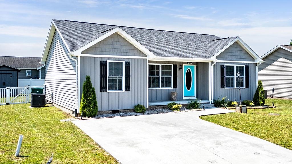 1453 MANDOLIN AVE, GROTTOES, Virginia 22801, 3 Bedrooms Bedrooms, ,2 BathroomsBathrooms,Residential,1453 MANDOLIN AVE,665705 MLS # 665705