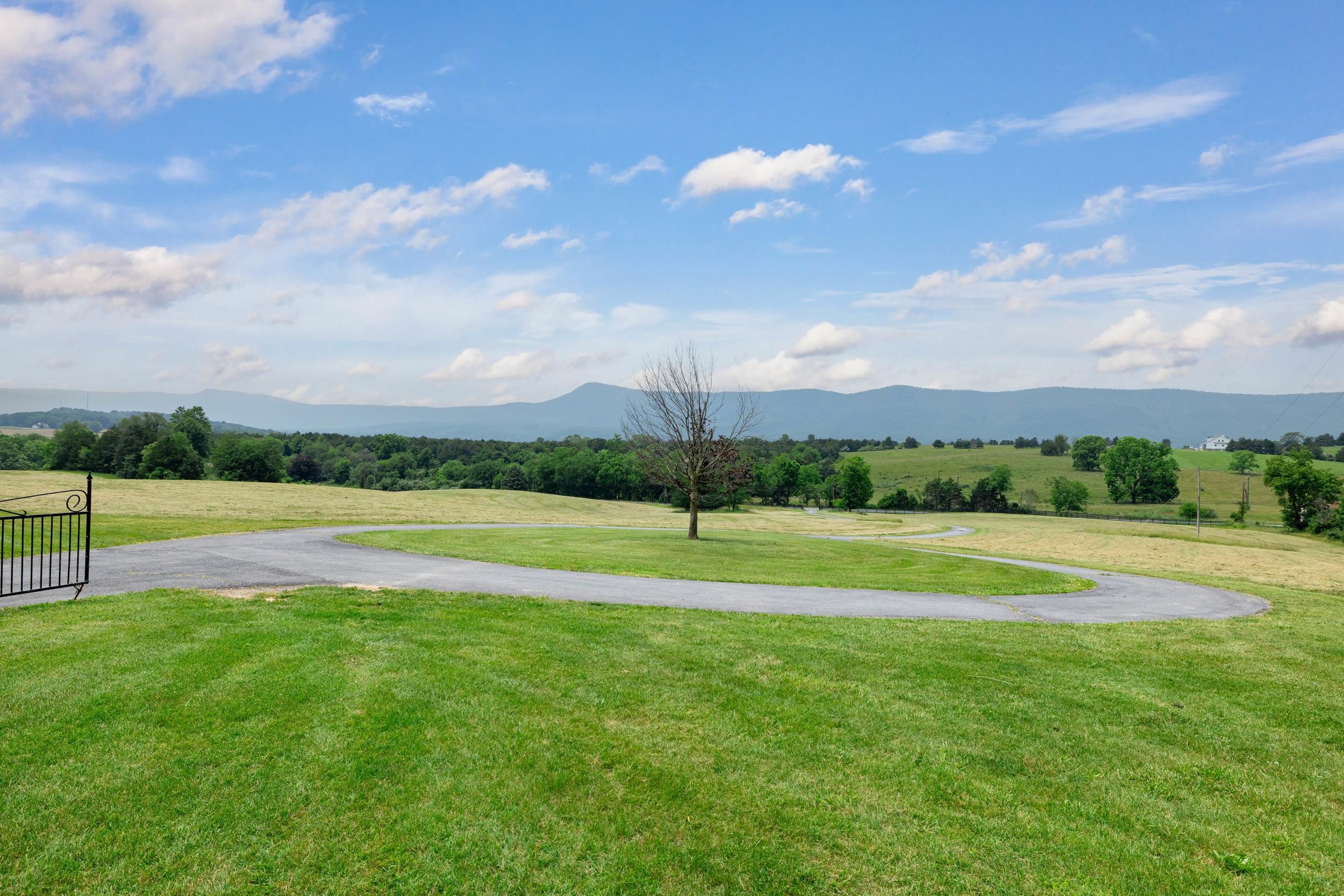 5408 US HWY 340, RILEYVILLE, Virginia 22650, 3 Bedrooms Bedrooms, ,2 BathroomsBathrooms,Residential,5408 US HWY 340,665709 MLS # 665709