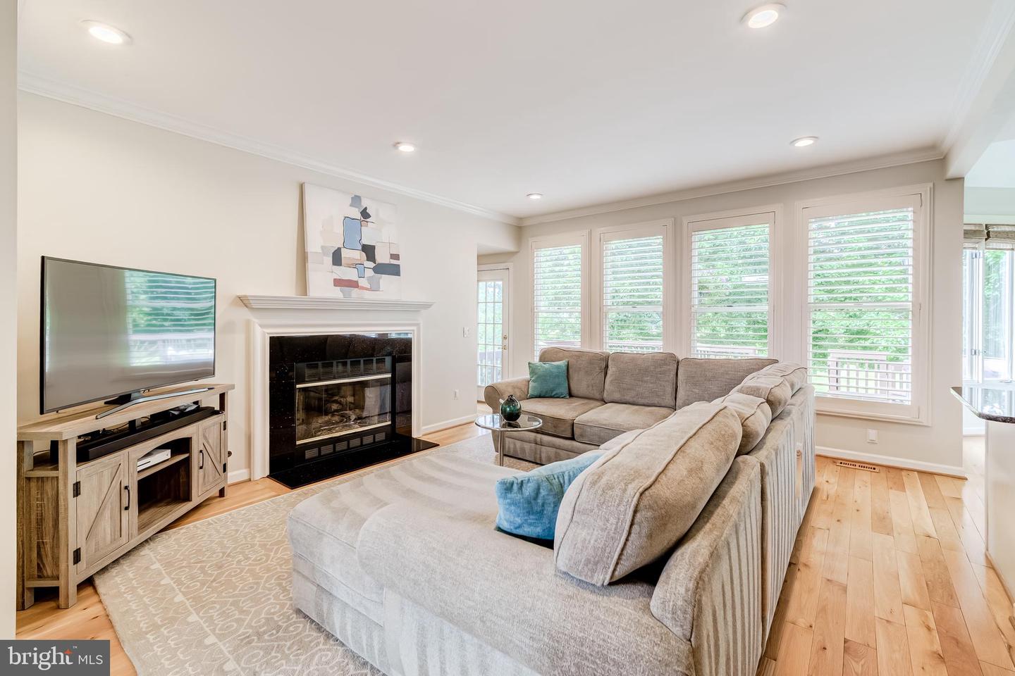 20932 COX MILLS CT, ASHBURN, Virginia 20147, 5 Bedrooms Bedrooms, ,4 BathroomsBathrooms,Residential,For sale,20932 COX MILLS CT,VALO2095842 MLS # VALO2095842