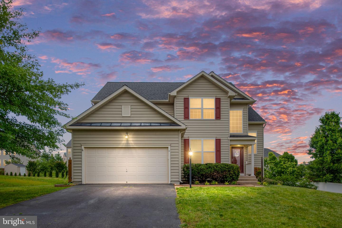 6 IVY SPRING LN, FREDERICKSBURG, Virginia 22406, 6 Bedrooms Bedrooms, ,3 BathroomsBathrooms,Residential,For sale,6 IVY SPRING LN,VAST2038672 MLS # VAST2038672