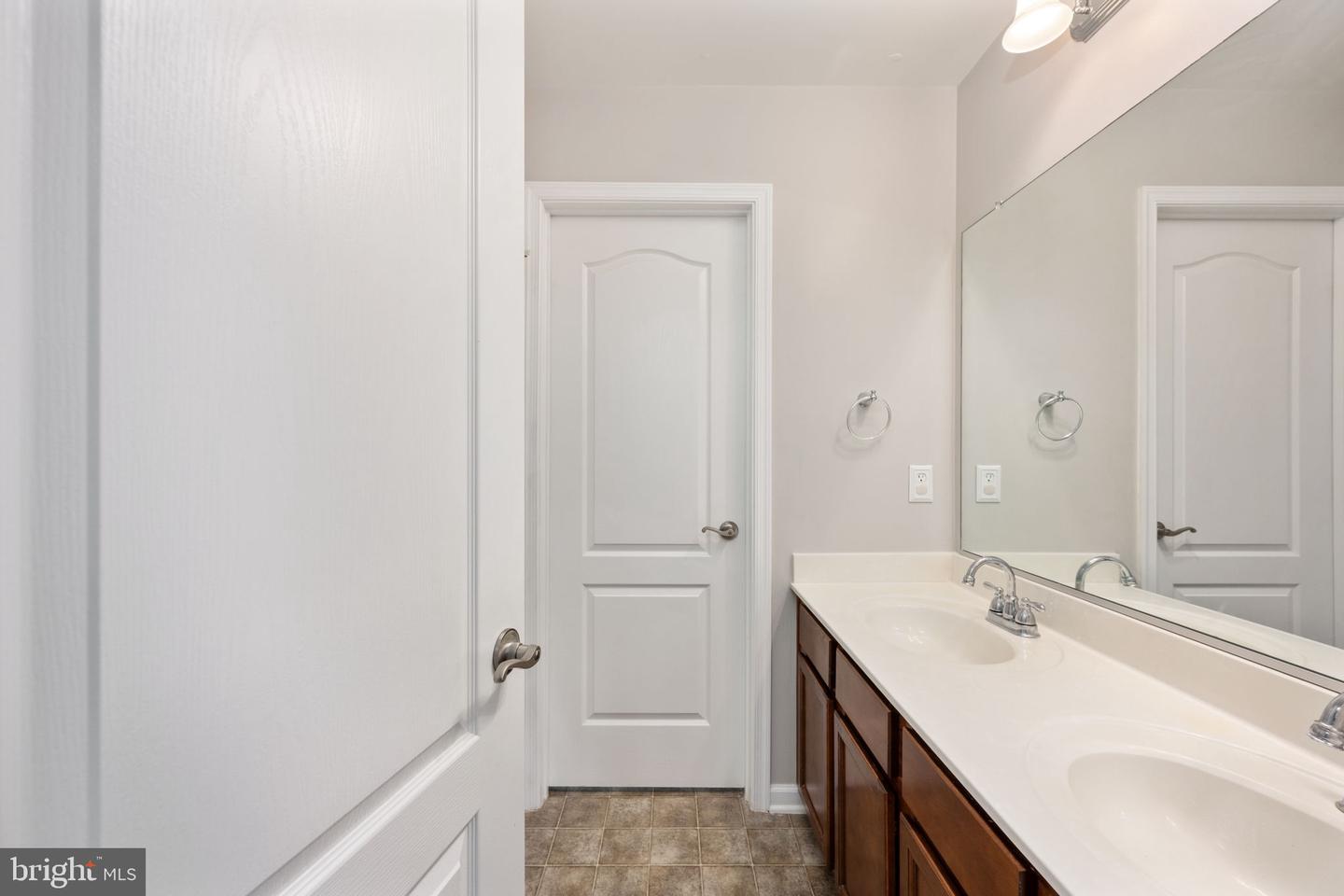 6 IVY SPRING LN, FREDERICKSBURG, Virginia 22406, 6 Bedrooms Bedrooms, ,3 BathroomsBathrooms,Residential,For sale,6 IVY SPRING LN,VAST2038672 MLS # VAST2038672