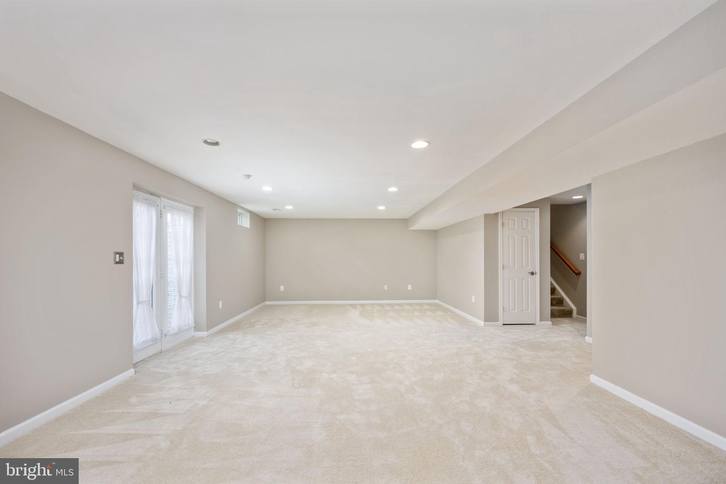 6 IVY SPRING LN, FREDERICKSBURG, Virginia 22406, 6 Bedrooms Bedrooms, ,3 BathroomsBathrooms,Residential,For sale,6 IVY SPRING LN,VAST2038672 MLS # VAST2038672
