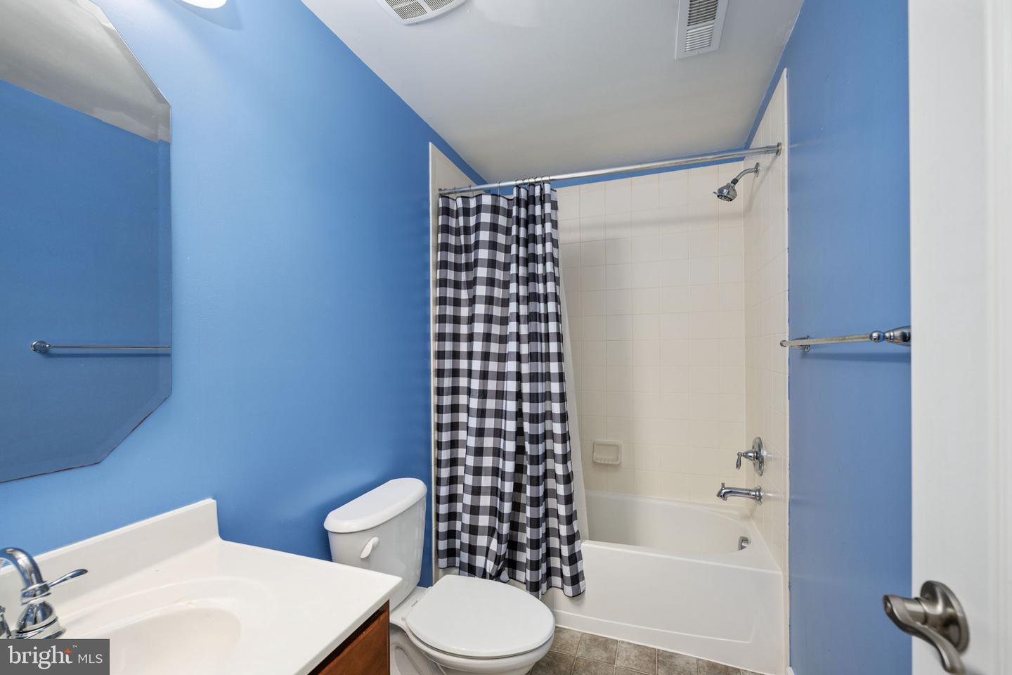 6 IVY SPRING LN, FREDERICKSBURG, Virginia 22406, 6 Bedrooms Bedrooms, ,3 BathroomsBathrooms,Residential,For sale,6 IVY SPRING LN,VAST2038672 MLS # VAST2038672