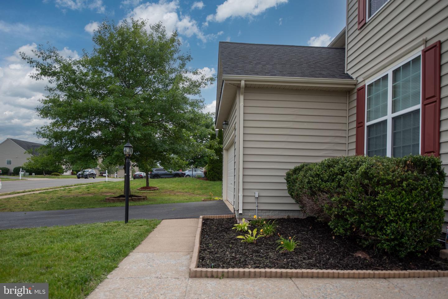 6 IVY SPRING LN, FREDERICKSBURG, Virginia 22406, 6 Bedrooms Bedrooms, ,3 BathroomsBathrooms,Residential,For sale,6 IVY SPRING LN,VAST2038672 MLS # VAST2038672