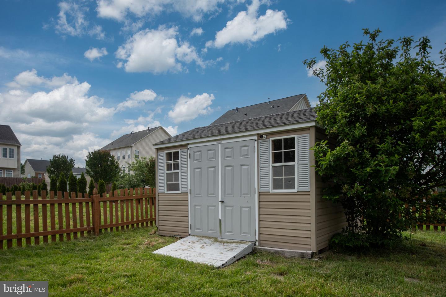 6 IVY SPRING LN, FREDERICKSBURG, Virginia 22406, 6 Bedrooms Bedrooms, ,3 BathroomsBathrooms,Residential,For sale,6 IVY SPRING LN,VAST2038672 MLS # VAST2038672