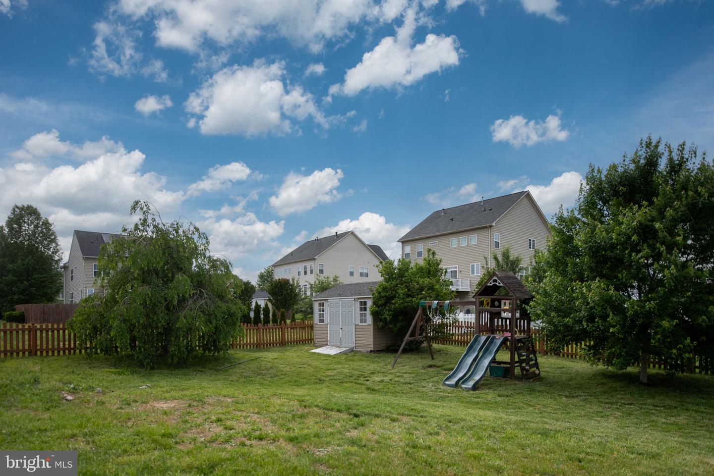 6 IVY SPRING LN, FREDERICKSBURG, Virginia 22406, 6 Bedrooms Bedrooms, ,3 BathroomsBathrooms,Residential,For sale,6 IVY SPRING LN,VAST2038672 MLS # VAST2038672