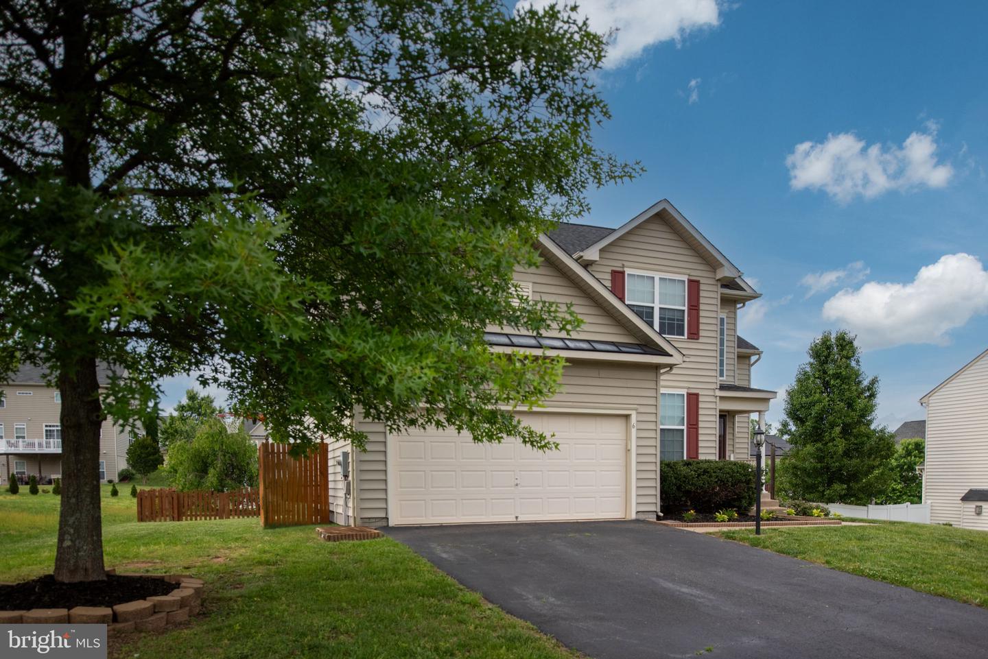 6 IVY SPRING LN, FREDERICKSBURG, Virginia 22406, 6 Bedrooms Bedrooms, ,3 BathroomsBathrooms,Residential,For sale,6 IVY SPRING LN,VAST2038672 MLS # VAST2038672