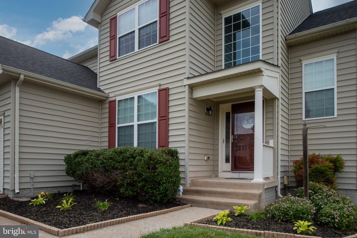 6 IVY SPRING LN, FREDERICKSBURG, Virginia 22406, 6 Bedrooms Bedrooms, ,3 BathroomsBathrooms,Residential,For sale,6 IVY SPRING LN,VAST2038672 MLS # VAST2038672