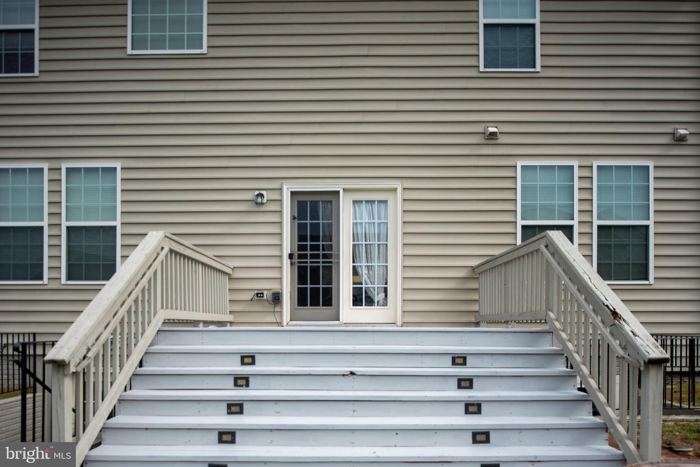 6 IVY SPRING LN, FREDERICKSBURG, Virginia 22406, 6 Bedrooms Bedrooms, ,3 BathroomsBathrooms,Residential,For sale,6 IVY SPRING LN,VAST2038672 MLS # VAST2038672