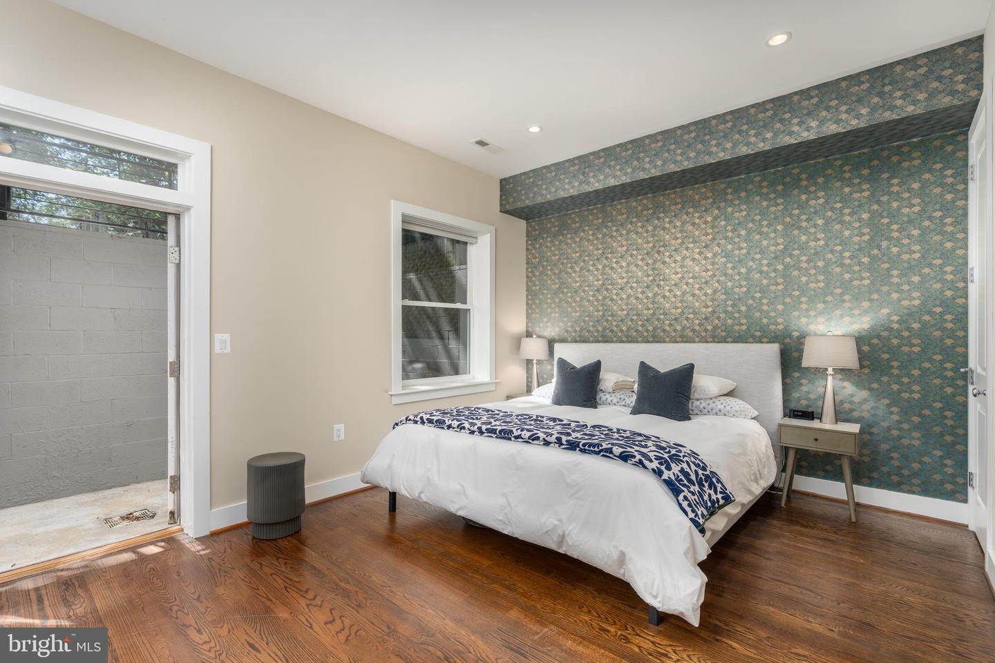 3811 NEW HAMPSHIRE AVE NW #1, WASHINGTON, District Of Columbia 20011, 2 Bedrooms Bedrooms, ,2 BathroomsBathrooms,Residential,For sale,3811 NEW HAMPSHIRE AVE NW #1,DCDC2199954 MLS # DCDC2199954