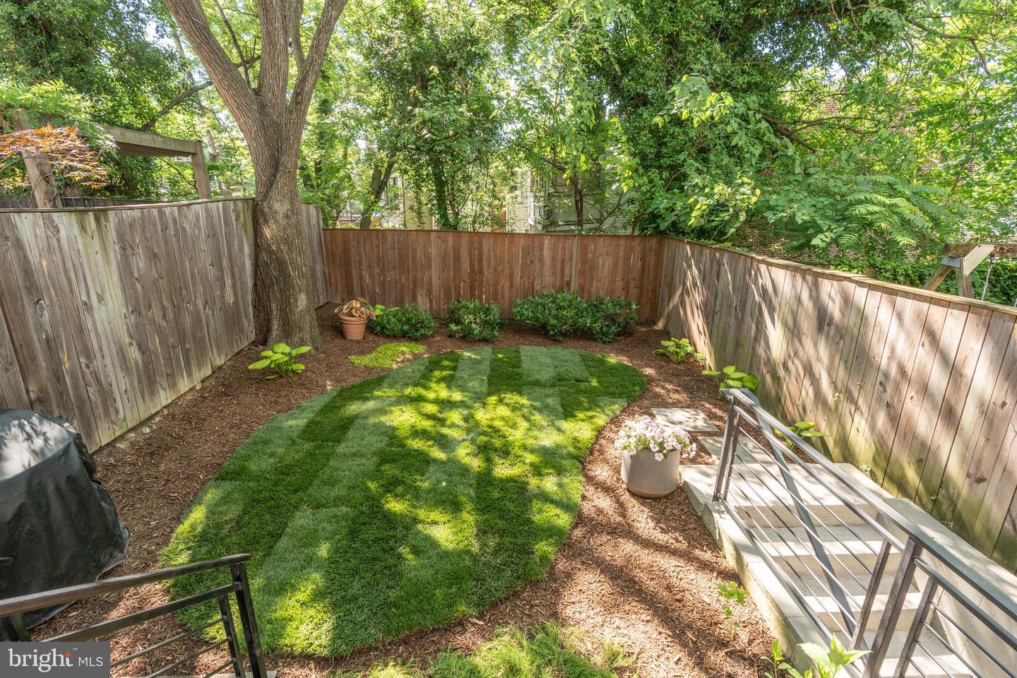 3811 NEW HAMPSHIRE AVE NW #1, WASHINGTON, District Of Columbia 20011, 2 Bedrooms Bedrooms, ,2 BathroomsBathrooms,Residential,For sale,3811 NEW HAMPSHIRE AVE NW #1,DCDC2199954 MLS # DCDC2199954