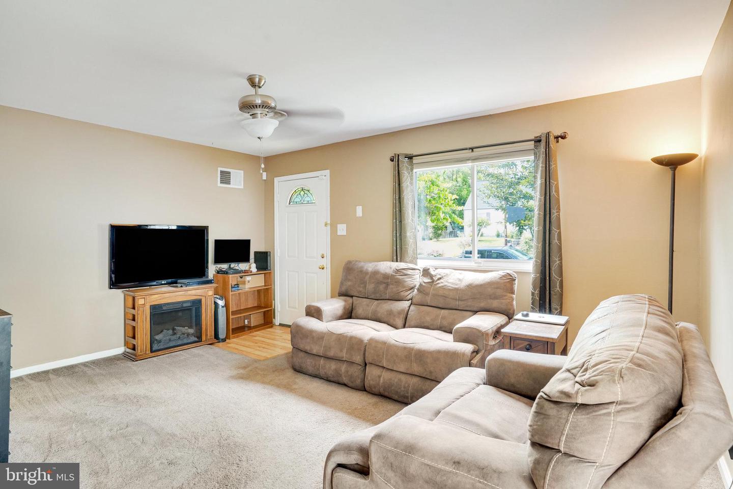 167 POLK DR, MANASSAS PARK, Virginia 20111, 3 Bedrooms Bedrooms, ,1 BathroomBathrooms,Residential,For sale,167 POLK DR,VAMP2003024 MLS # VAMP2003024