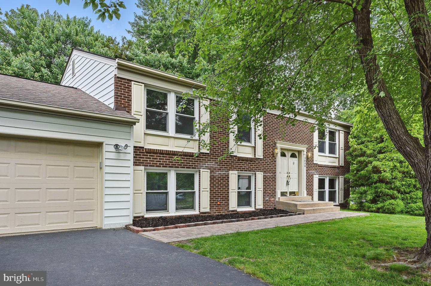 2456 KEELE DR, HERNDON, Virginia 20171, 5 Bedrooms Bedrooms, ,3 BathroomsBathrooms,Residential,For sale,2456 KEELE DR,VAFX2240560 MLS # VAFX2240560