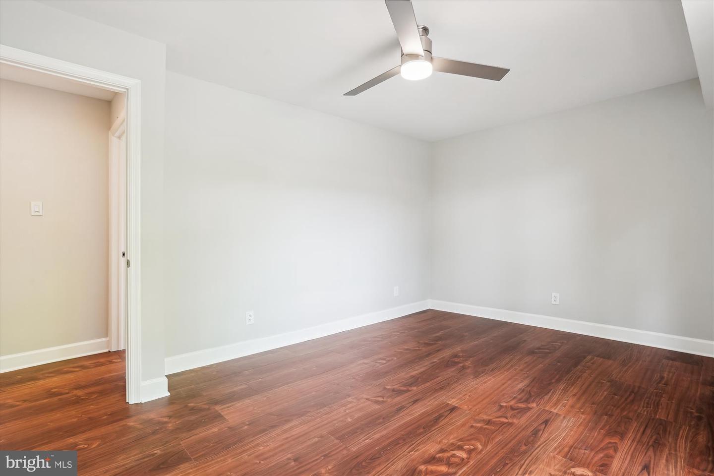 214 PARK TERRACE CT SE #88, VIENNA, Virginia 22180, 3 Bedrooms Bedrooms, ,1 BathroomBathrooms,Residential,For sale,214 PARK TERRACE CT SE #88,VAFX2240932 MLS # VAFX2240932