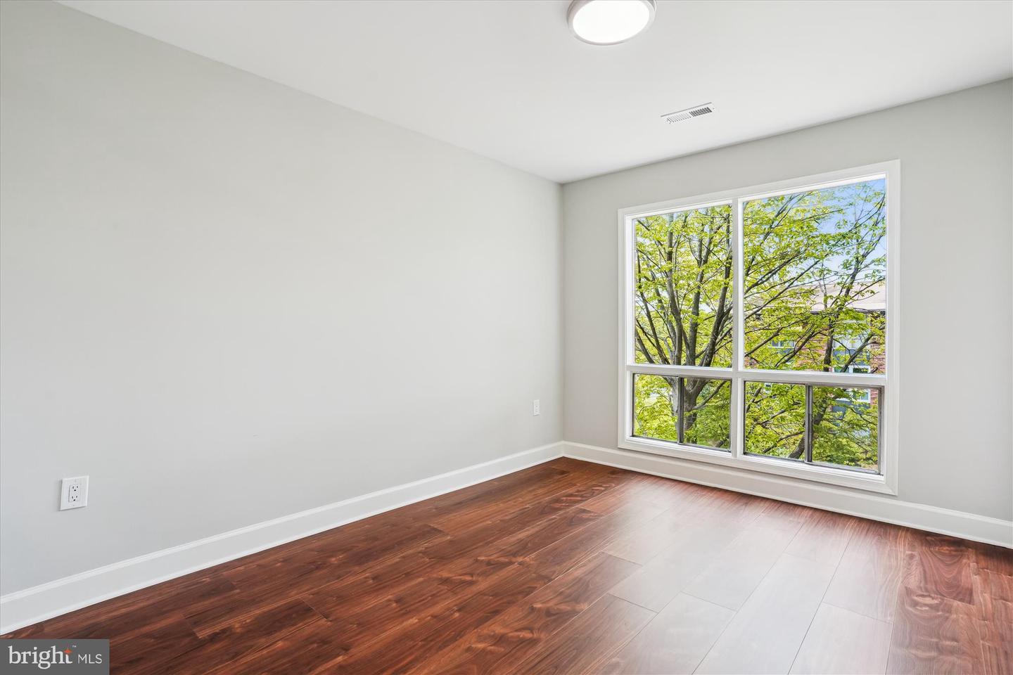 214 PARK TERRACE CT SE #88, VIENNA, Virginia 22180, 3 Bedrooms Bedrooms, ,1 BathroomBathrooms,Residential,For sale,214 PARK TERRACE CT SE #88,VAFX2240932 MLS # VAFX2240932