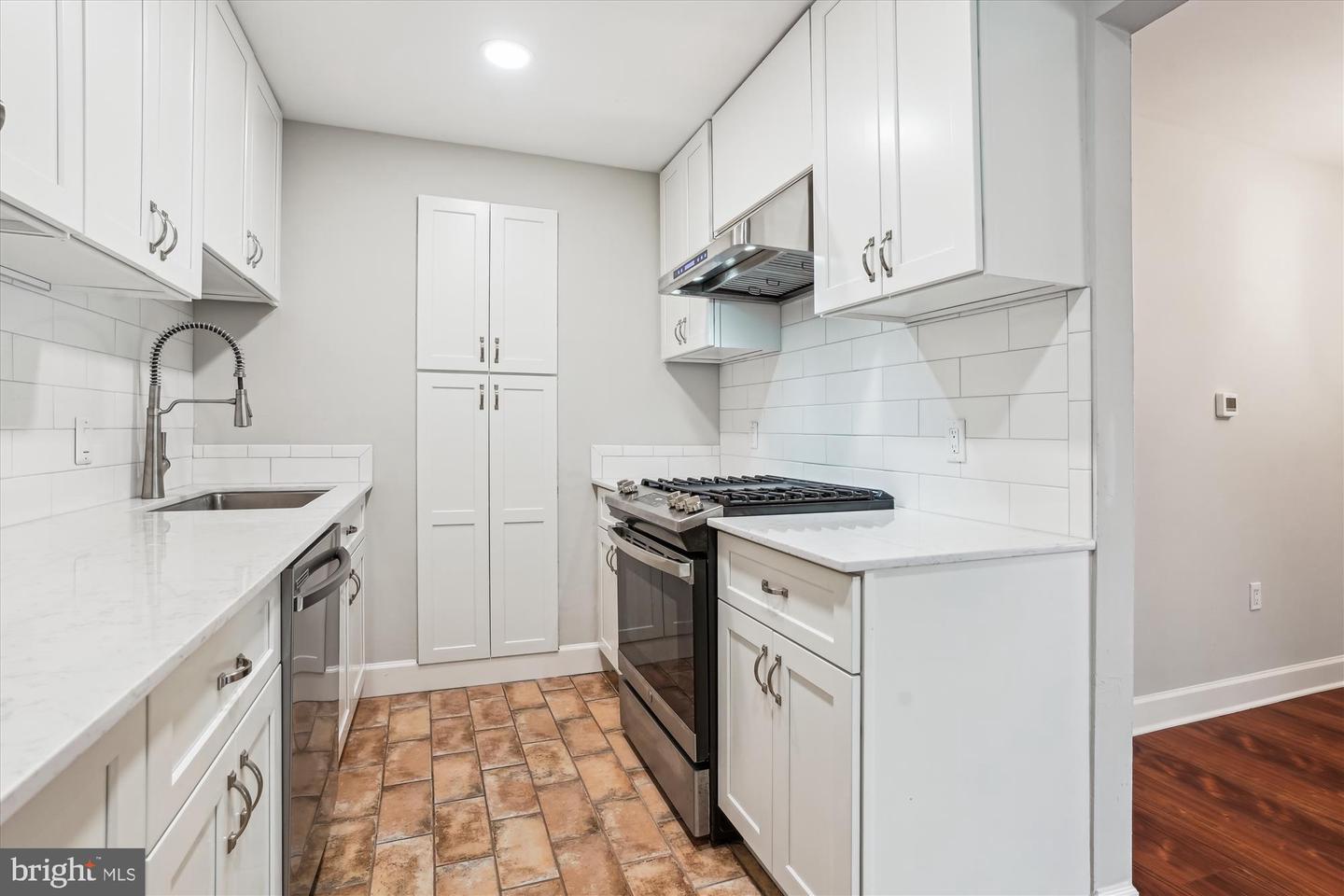 214 PARK TERRACE CT SE #88, VIENNA, Virginia 22180, 3 Bedrooms Bedrooms, ,1 BathroomBathrooms,Residential,For sale,214 PARK TERRACE CT SE #88,VAFX2240932 MLS # VAFX2240932
