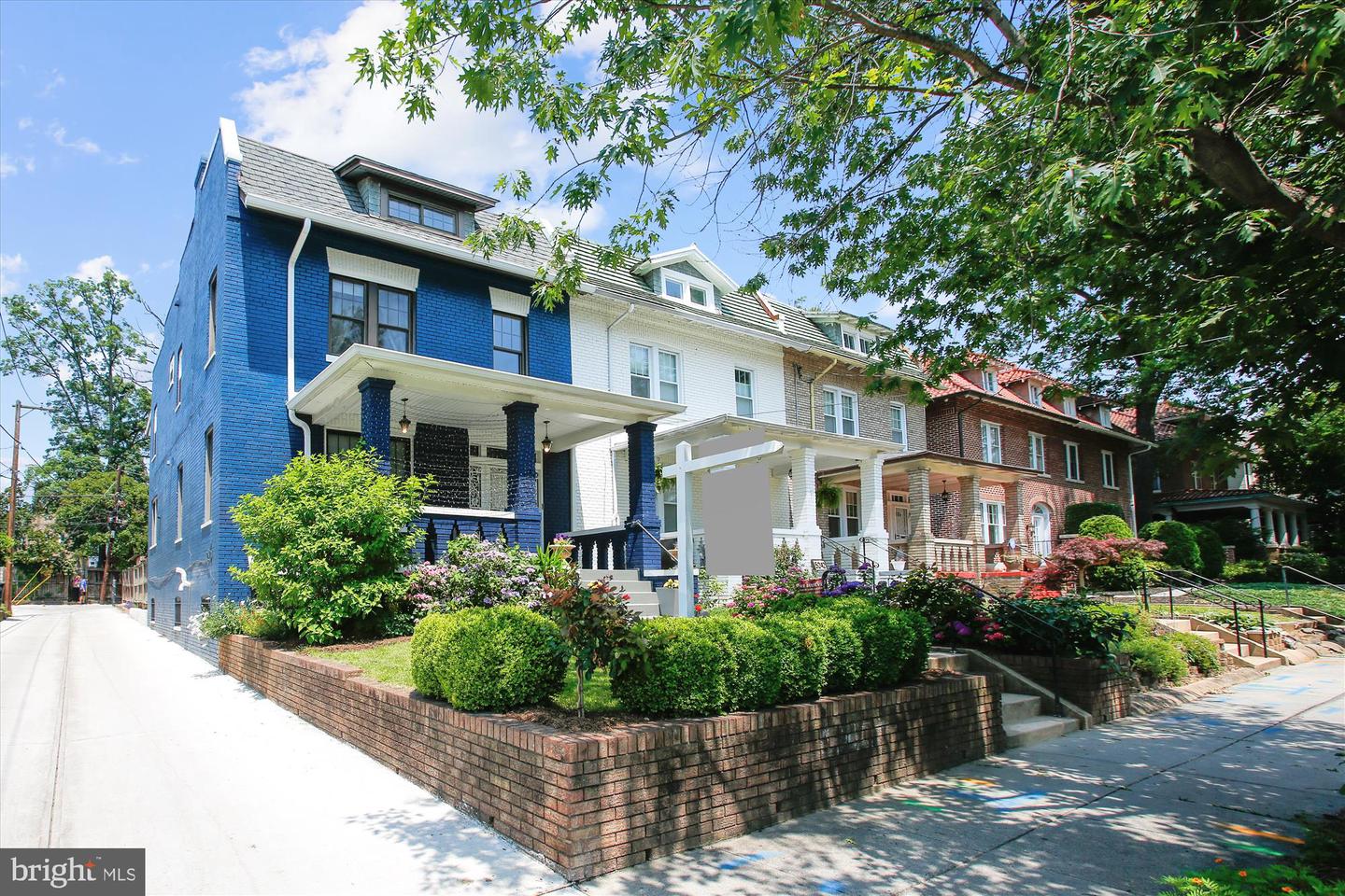 5240 COLORADO AVE NW, WASHINGTON, District Of Columbia 20011, 4 Bedrooms Bedrooms, ,2 BathroomsBathrooms,Residential,For sale,5240 COLORADO AVE NW,DCDC2200662 MLS # DCDC2200662