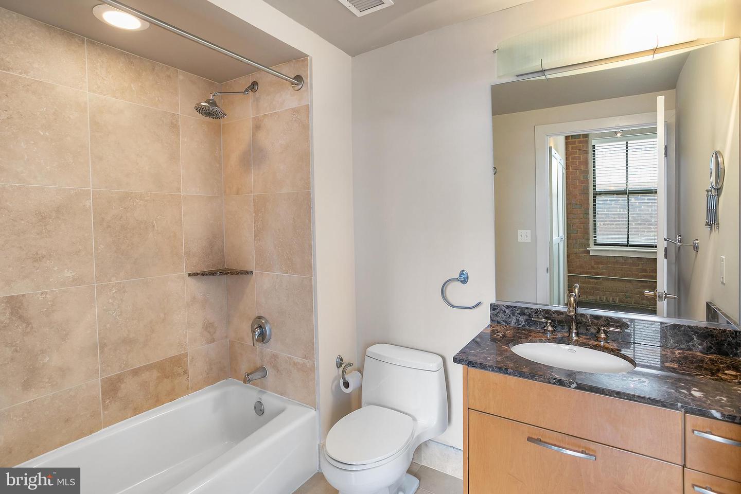 916 G ST NW #505, WASHINGTON, District Of Columbia 20001, 1 Bedroom Bedrooms, ,1 BathroomBathrooms,Residential,For sale,916 G ST NW #505,DCDC2200694 MLS # DCDC2200694