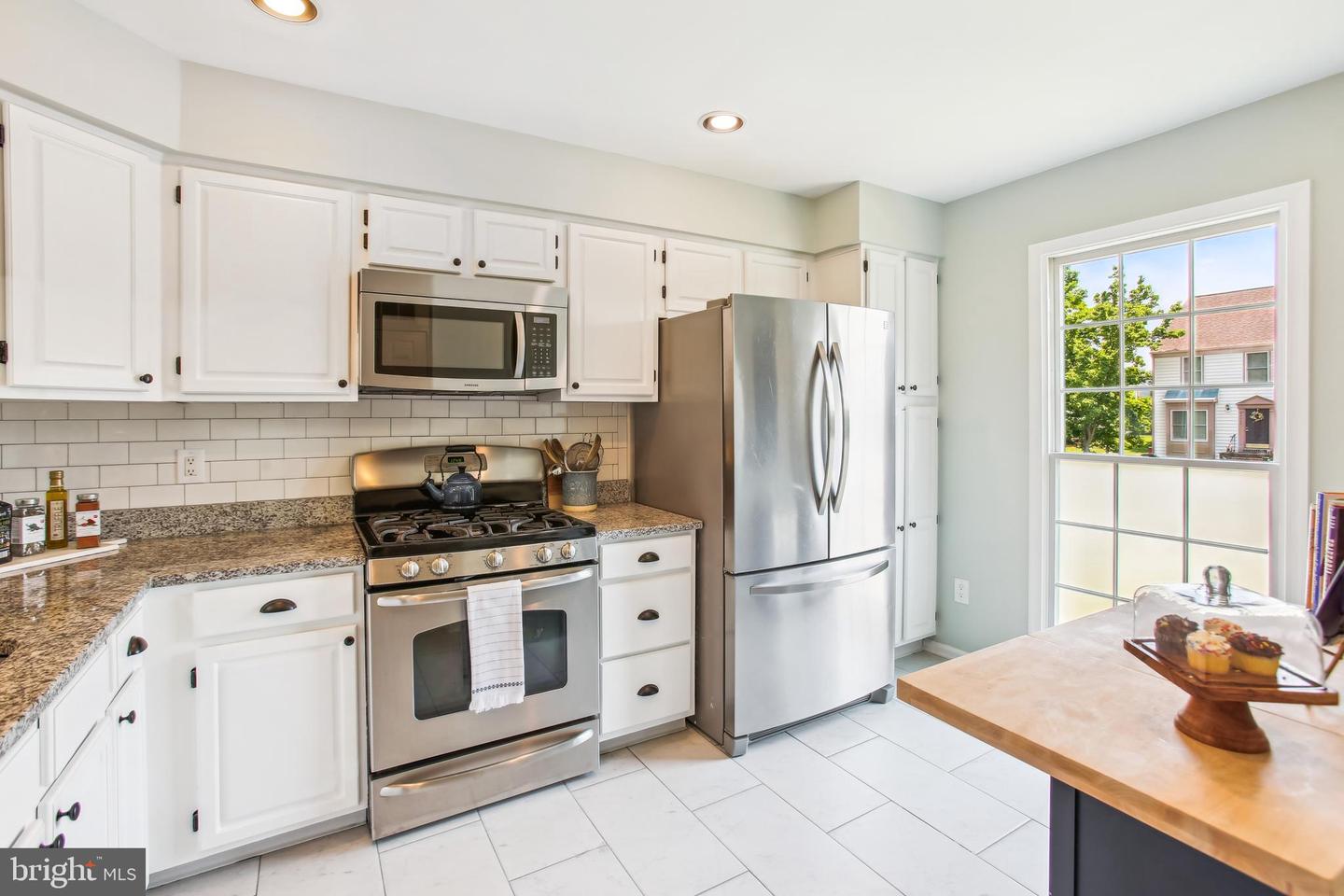 44007 KITTS HILL TER, ASHBURN, Virginia 20147, 3 Bedrooms Bedrooms, 7 Rooms Rooms,3 BathroomsBathrooms,Residential,For sale,44007 KITTS HILL TER,VALO2096536 MLS # VALO2096536