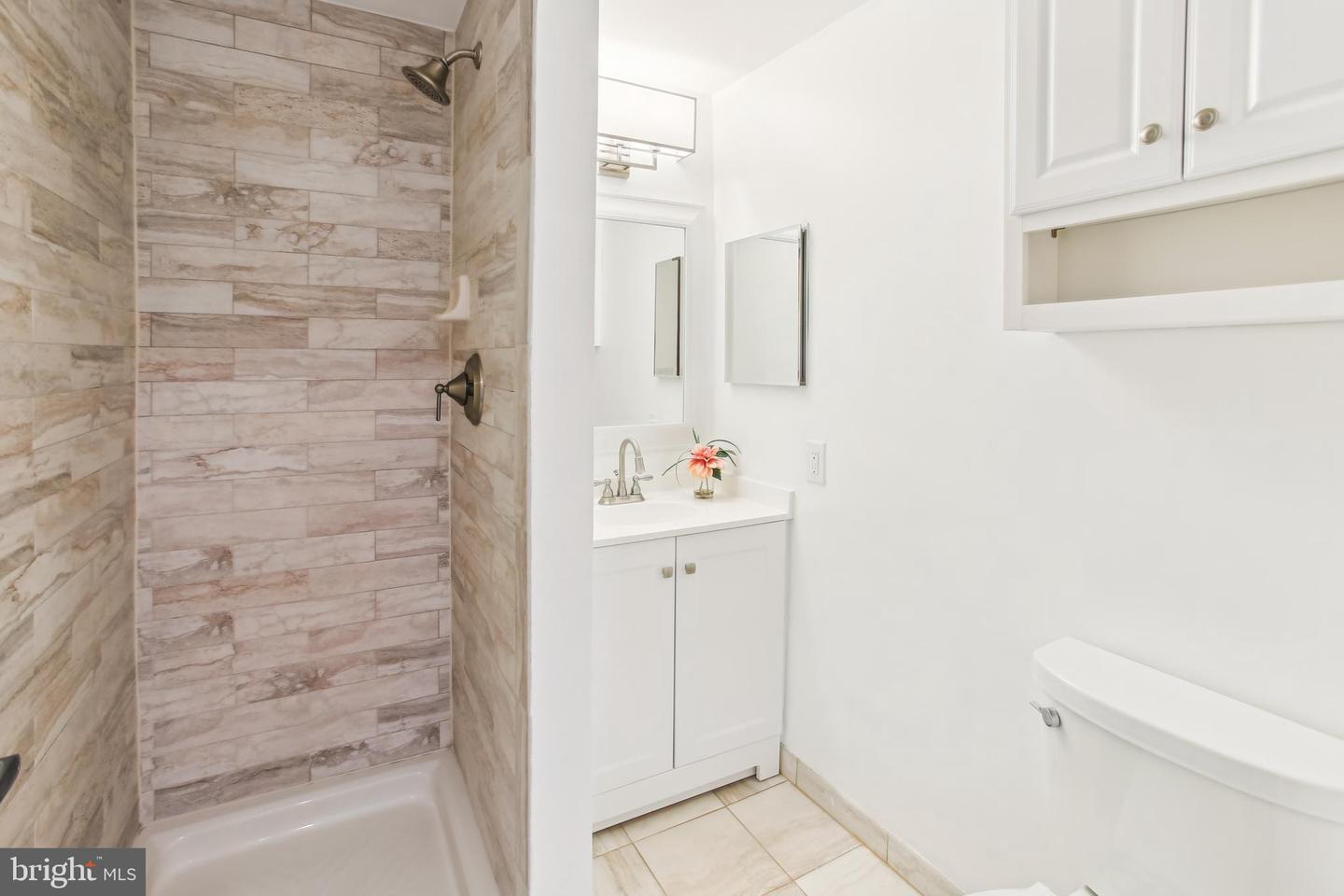 44007 KITTS HILL TER, ASHBURN, Virginia 20147, 3 Bedrooms Bedrooms, 7 Rooms Rooms,3 BathroomsBathrooms,Residential,For sale,44007 KITTS HILL TER,VALO2096536 MLS # VALO2096536