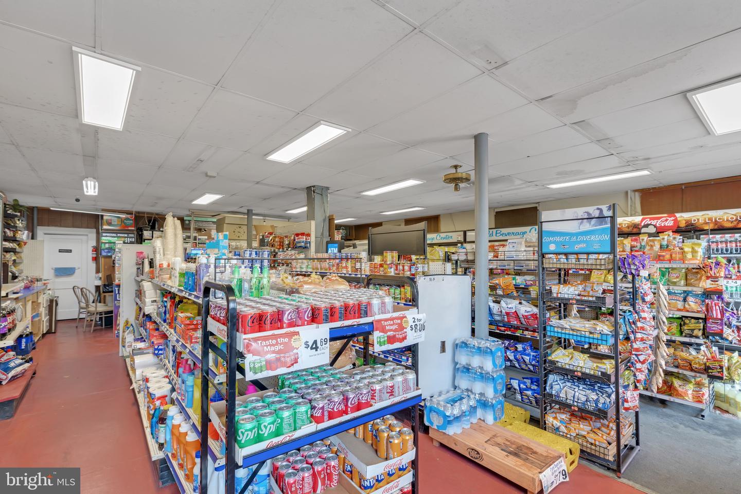 656 W 11TH ST, FRONT ROYAL, Virginia 22630, 4 Bedrooms Bedrooms, ,2 BathroomsBathrooms,Residential,For sale,656 W 11TH ST,VAWR2011176 MLS # VAWR2011176