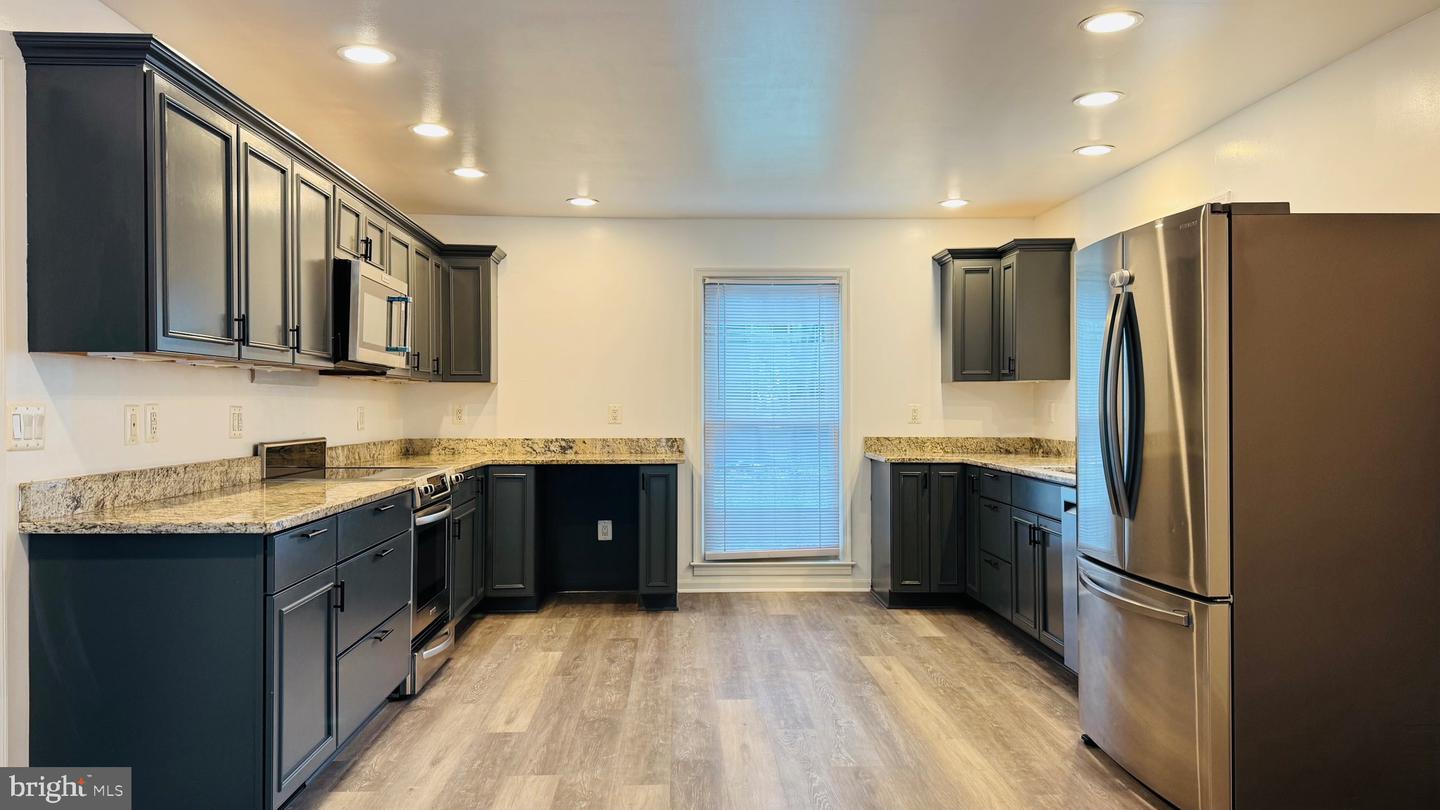 2015 SOAPSTONE DR, RESTON, Virginia 20191, 4 Bedrooms Bedrooms, ,4 BathroomsBathrooms,Residential,For sale,2015 SOAPSTONE DR,VAFX2241056 MLS # VAFX2241056