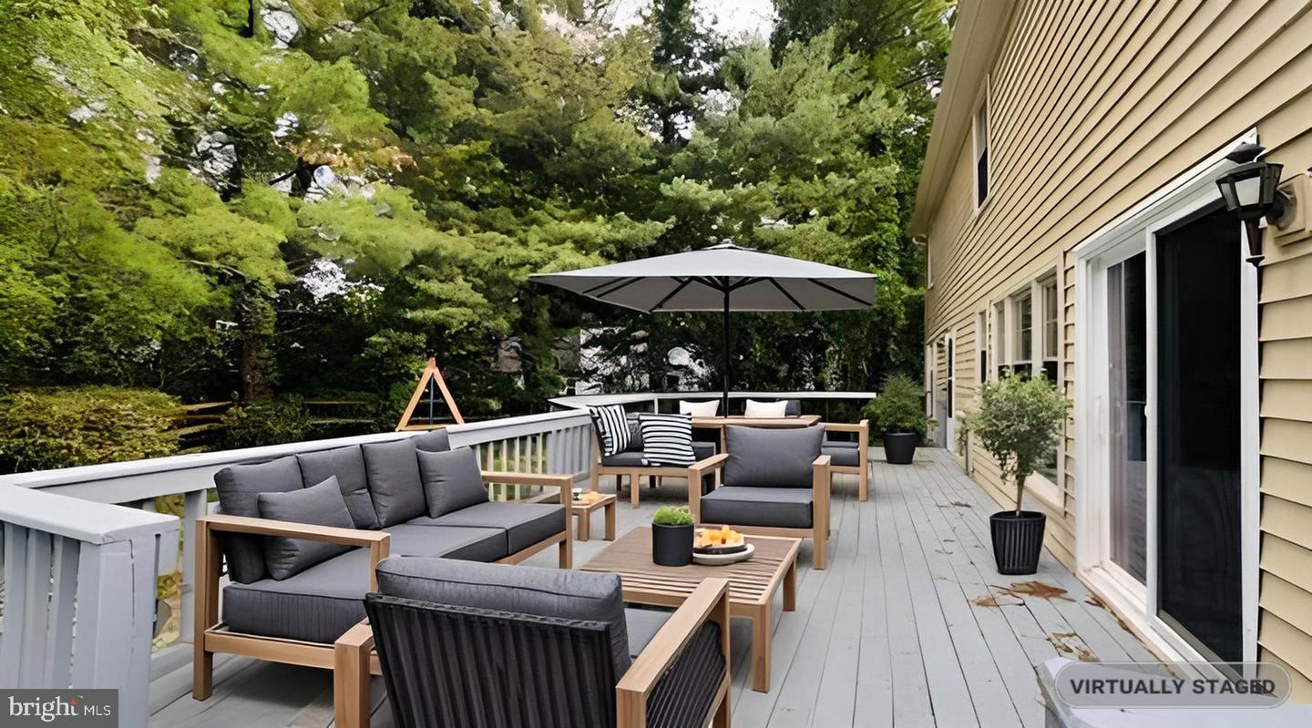 2015 SOAPSTONE DR, RESTON, Virginia 20191, 4 Bedrooms Bedrooms, ,4 BathroomsBathrooms,Residential,For sale,2015 SOAPSTONE DR,VAFX2241056 MLS # VAFX2241056