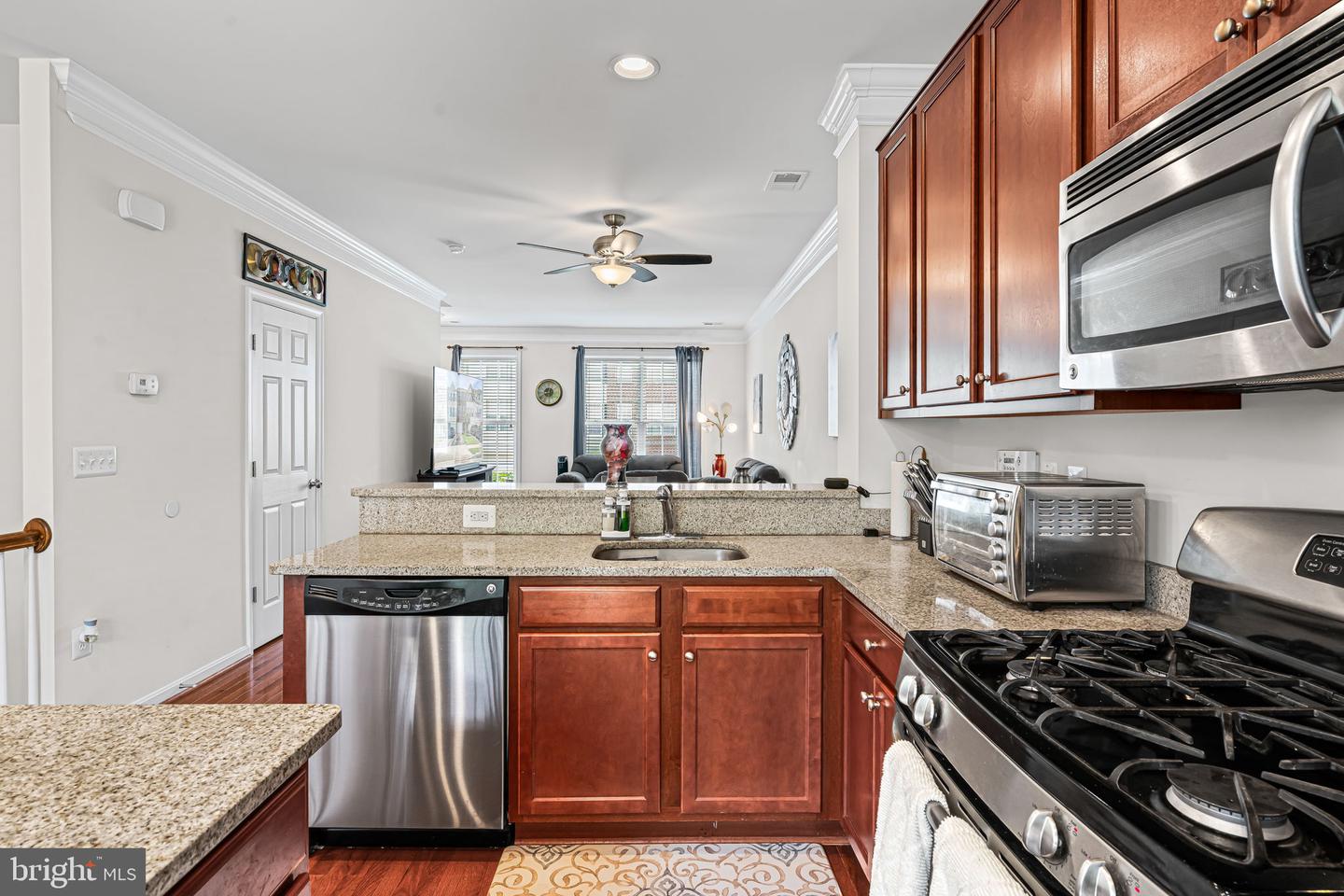 15635 JOHN DISKIN CIR, WOODBRIDGE, Virginia 22191, 3 Bedrooms Bedrooms, ,3 BathroomsBathrooms,Residential,For sale,15635 JOHN DISKIN CIR,VAPW2094746 MLS # VAPW2094746