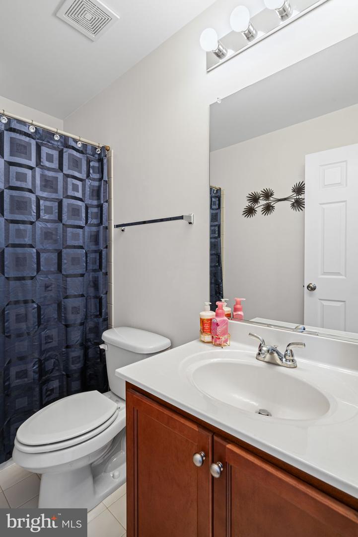 15635 JOHN DISKIN CIR, WOODBRIDGE, Virginia 22191, 3 Bedrooms Bedrooms, ,3 BathroomsBathrooms,Residential,For sale,15635 JOHN DISKIN CIR,VAPW2094746 MLS # VAPW2094746