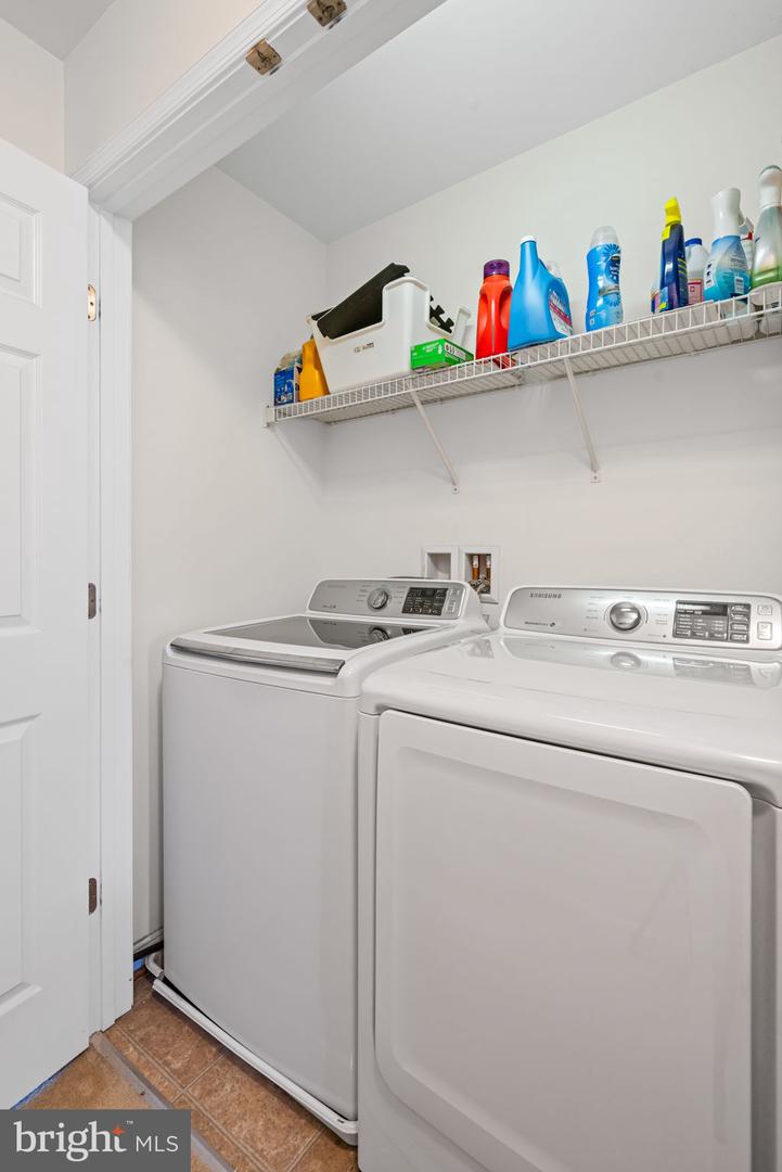 15635 JOHN DISKIN CIR, WOODBRIDGE, Virginia 22191, 3 Bedrooms Bedrooms, ,3 BathroomsBathrooms,Residential,For sale,15635 JOHN DISKIN CIR,VAPW2094746 MLS # VAPW2094746