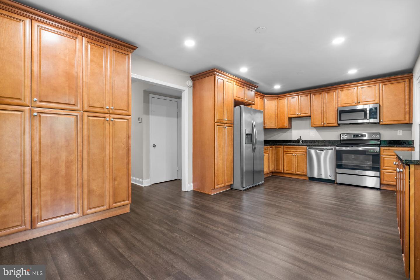 2360 ALBOT RD, RESTON, Virginia 20191, 4 Bedrooms Bedrooms, ,2 BathroomsBathrooms,Residential,For sale,2360 ALBOT RD,VAFX2241332 MLS # VAFX2241332