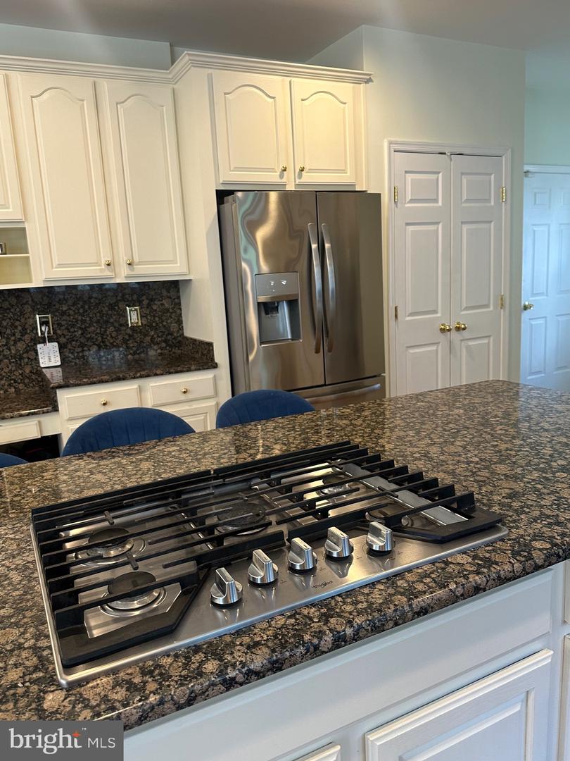 25872 FLINTONBRIDGE DR, CHANTILLY, Virginia 20152, 4 Bedrooms Bedrooms, ,3 BathroomsBathrooms,Residential,For sale,25872 FLINTONBRIDGE DR,VALO2097222 MLS # VALO2097222