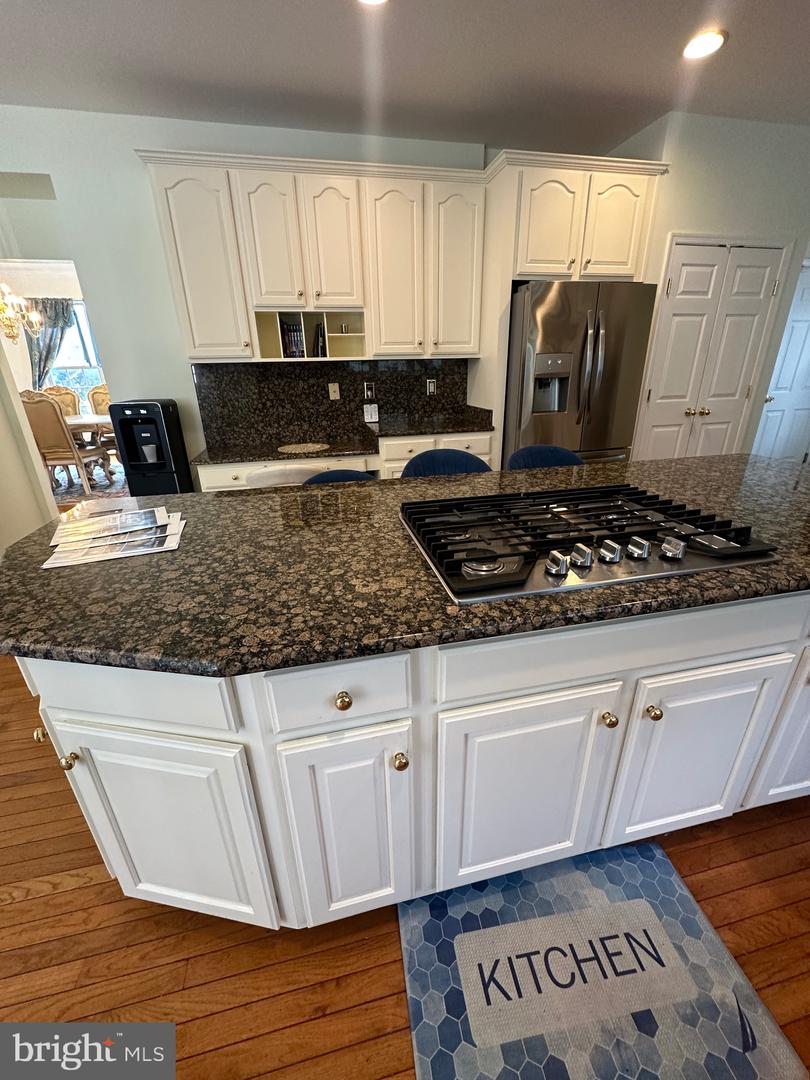 25872 FLINTONBRIDGE DR, CHANTILLY, Virginia 20152, 4 Bedrooms Bedrooms, ,3 BathroomsBathrooms,Residential,For sale,25872 FLINTONBRIDGE DR,VALO2097222 MLS # VALO2097222