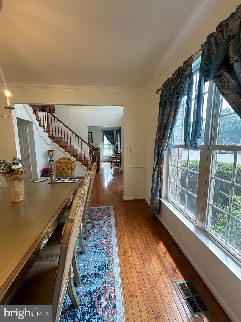 25872 FLINTONBRIDGE DR, CHANTILLY, Virginia 20152, 4 Bedrooms Bedrooms, ,3 BathroomsBathrooms,Residential,For sale,25872 FLINTONBRIDGE DR,VALO2097222 MLS # VALO2097222