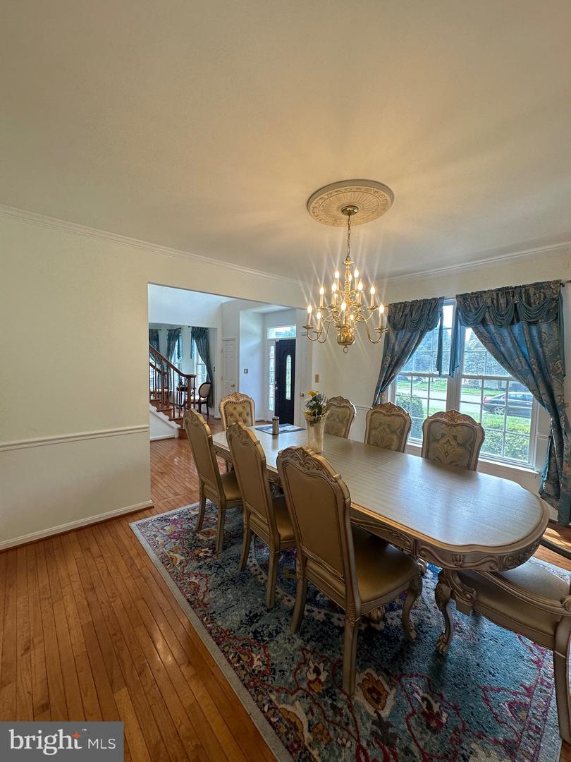25872 FLINTONBRIDGE DR, CHANTILLY, Virginia 20152, 4 Bedrooms Bedrooms, ,3 BathroomsBathrooms,Residential,For sale,25872 FLINTONBRIDGE DR,VALO2097222 MLS # VALO2097222