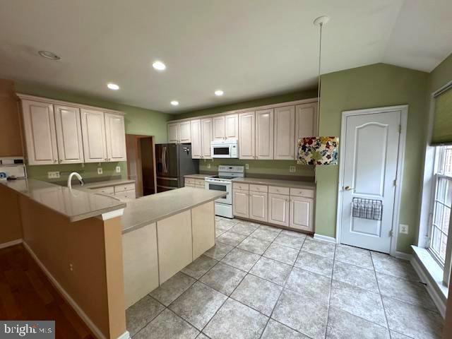 1720 FAVERSHAM WAY, WOODBRIDGE, Virginia 22192, 4 Bedrooms Bedrooms, ,3 BathroomsBathrooms,Residential,For sale,1720 FAVERSHAM WAY,VAPW2095046 MLS # VAPW2095046