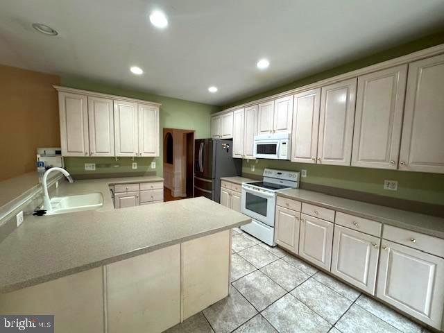 1720 FAVERSHAM WAY, WOODBRIDGE, Virginia 22192, 4 Bedrooms Bedrooms, ,3 BathroomsBathrooms,Residential,For sale,1720 FAVERSHAM WAY,VAPW2095046 MLS # VAPW2095046