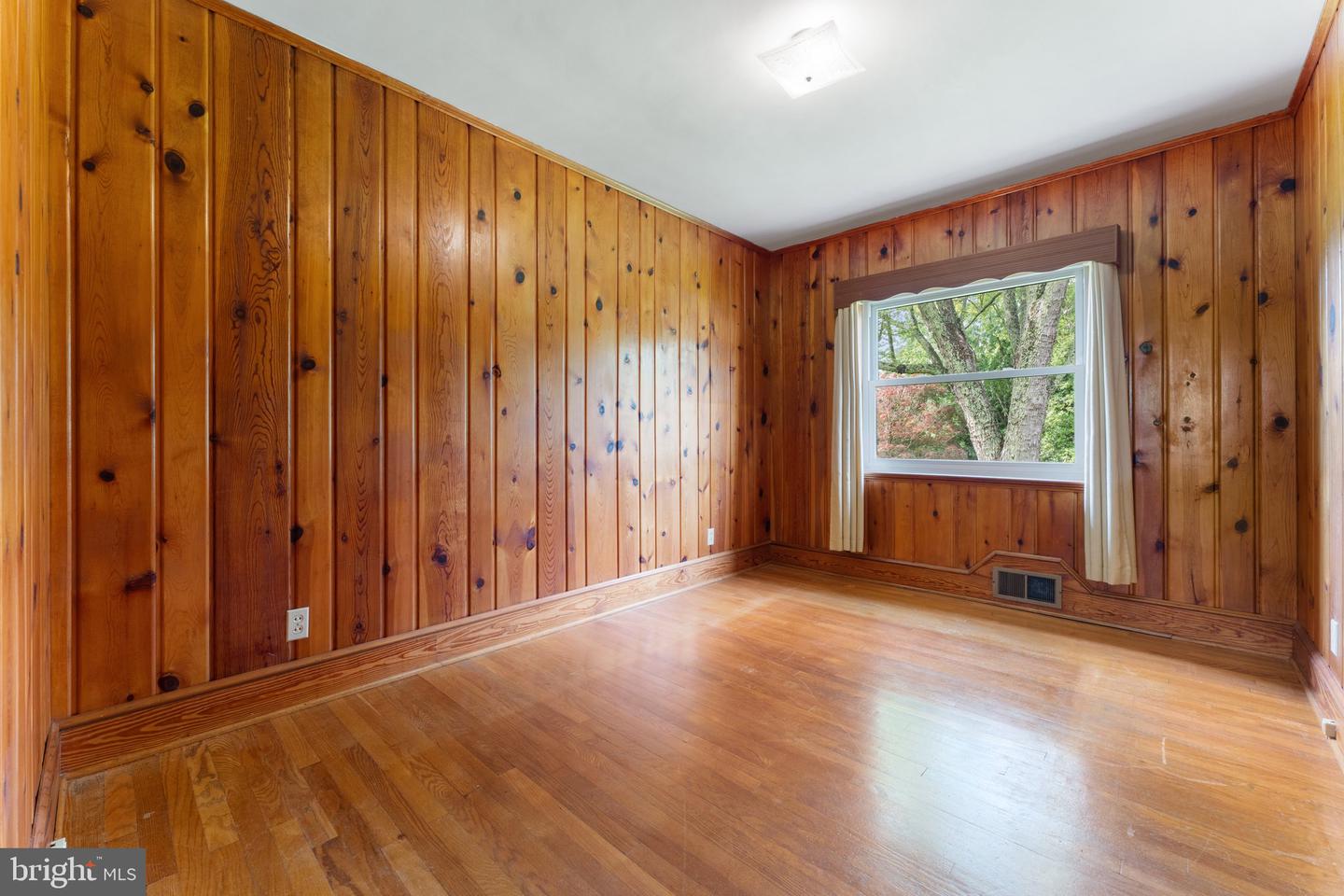 7219 HUNTING LN, WARRENTON, Virginia 20186, 4 Bedrooms Bedrooms, ,2 BathroomsBathrooms,Residential,For sale,7219 HUNTING LN,VAFQ2016704 MLS # VAFQ2016704