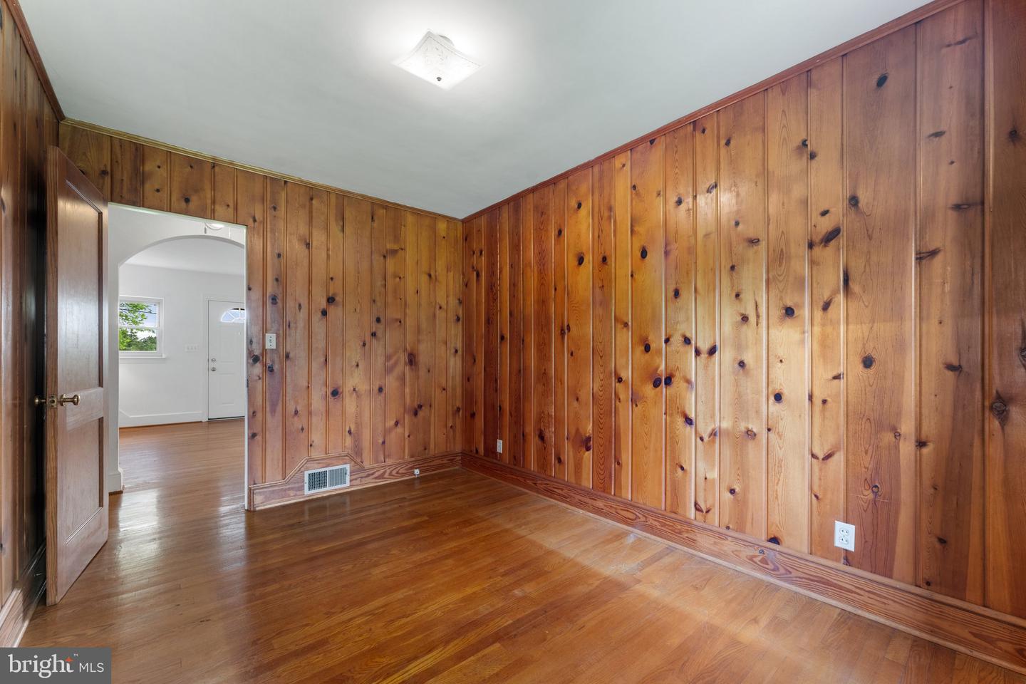 7219 HUNTING LN, WARRENTON, Virginia 20186, 4 Bedrooms Bedrooms, ,2 BathroomsBathrooms,Residential,For sale,7219 HUNTING LN,VAFQ2016704 MLS # VAFQ2016704