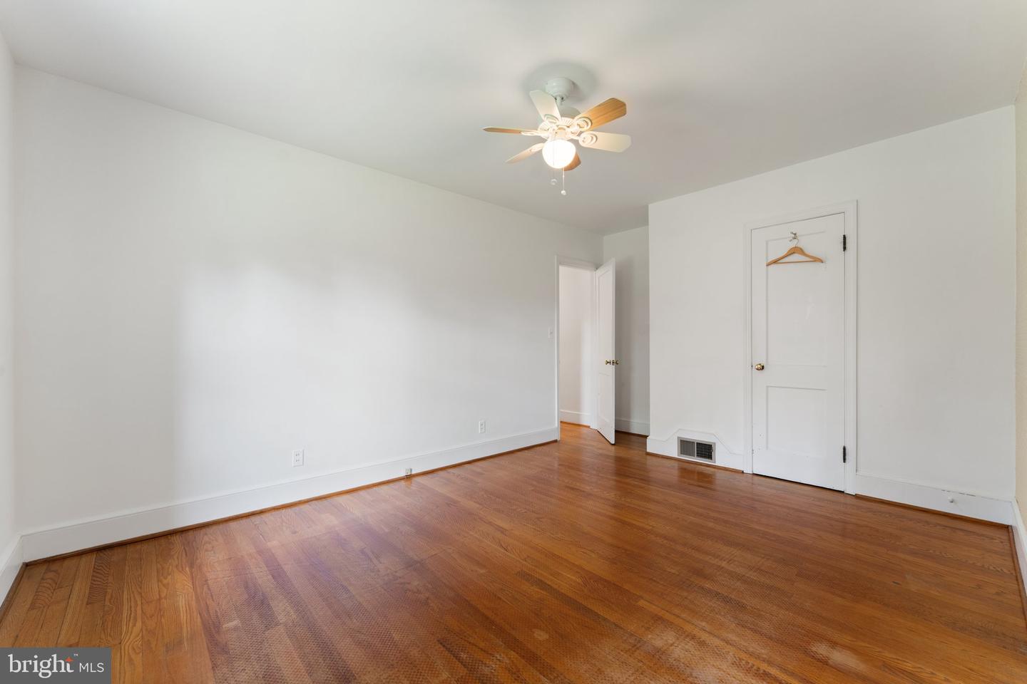 7219 HUNTING LN, WARRENTON, Virginia 20186, 4 Bedrooms Bedrooms, ,2 BathroomsBathrooms,Residential,For sale,7219 HUNTING LN,VAFQ2016704 MLS # VAFQ2016704