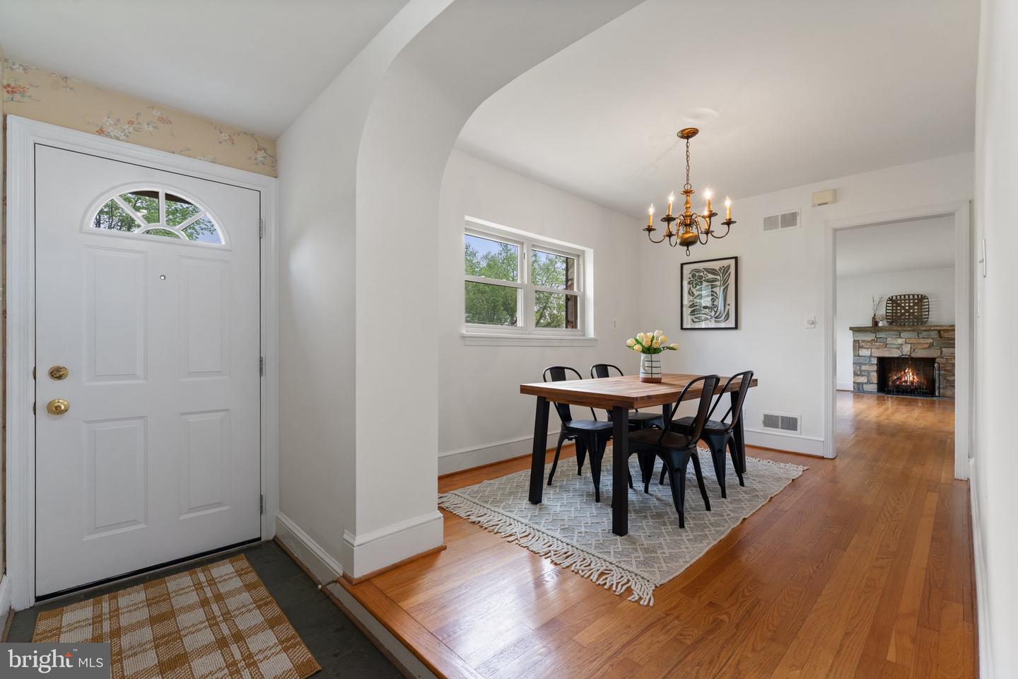 7219 HUNTING LN, WARRENTON, Virginia 20186, 4 Bedrooms Bedrooms, ,2 BathroomsBathrooms,Residential,For sale,7219 HUNTING LN,VAFQ2016704 MLS # VAFQ2016704