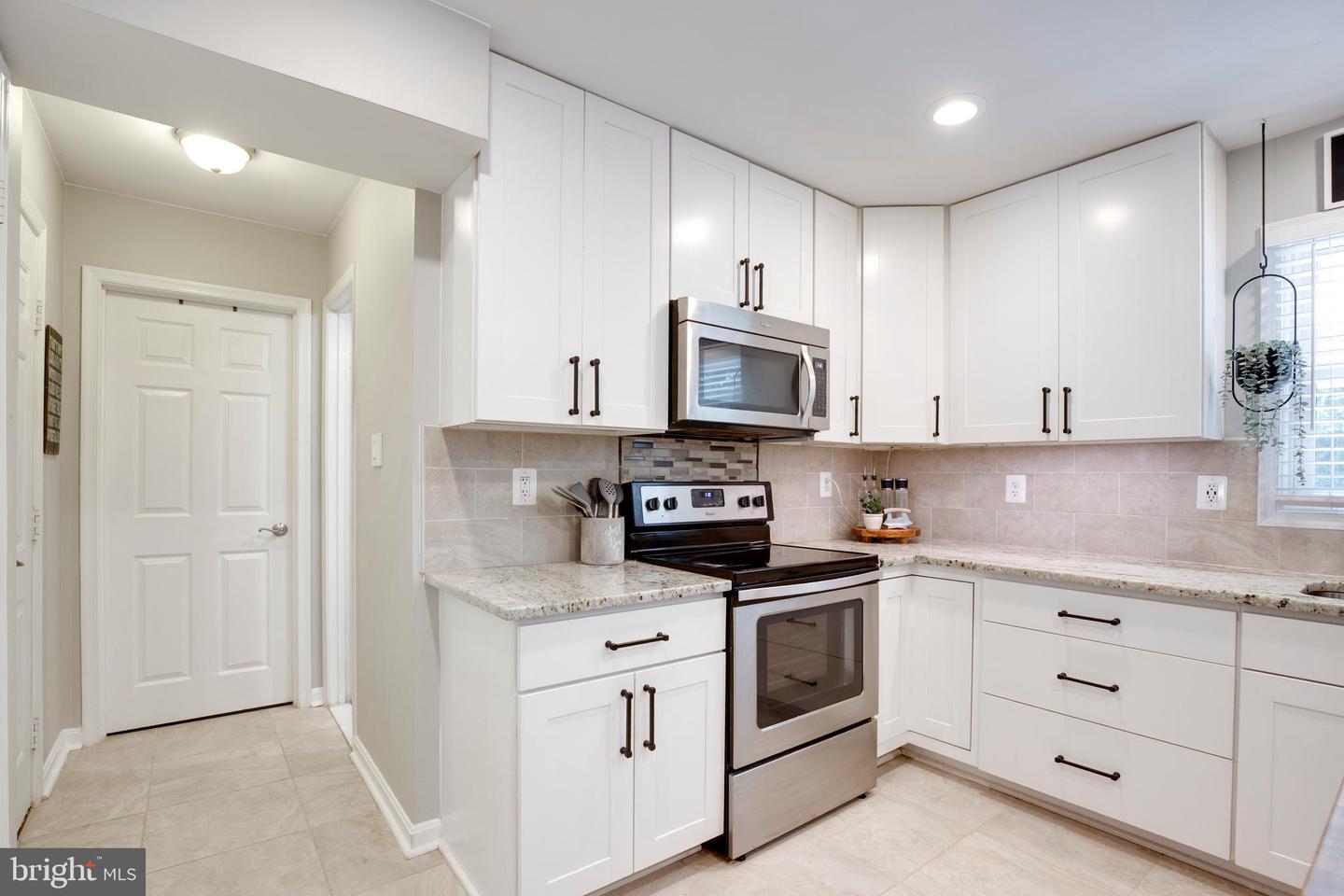 15691 PIKE TRL, DUMFRIES, Virginia 22025, 4 Bedrooms Bedrooms, ,2 BathroomsBathrooms,Residential,For sale,15691 PIKE TRL,VAPW2095146 MLS # VAPW2095146