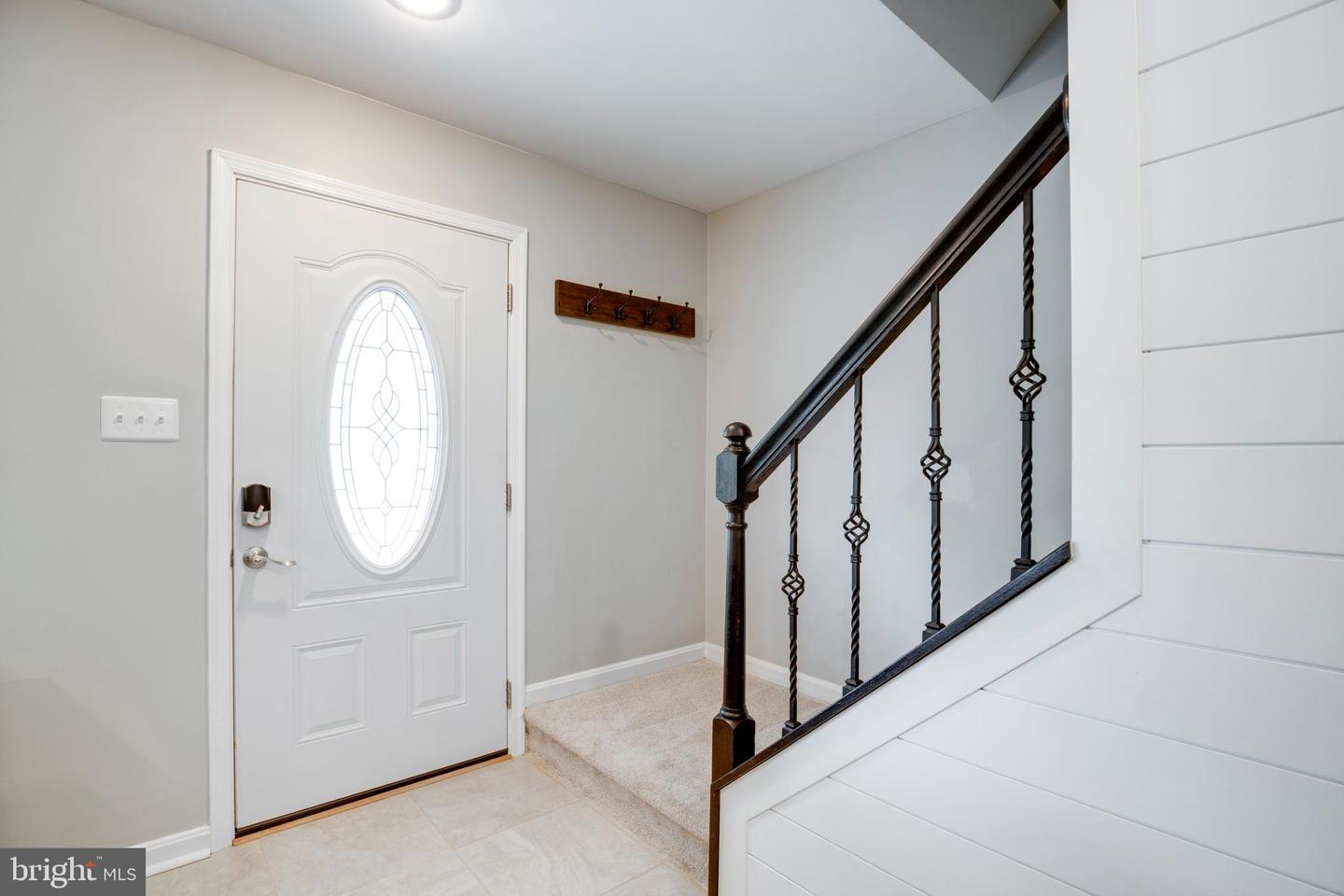 15691 PIKE TRL, DUMFRIES, Virginia 22025, 4 Bedrooms Bedrooms, ,2 BathroomsBathrooms,Residential,For sale,15691 PIKE TRL,VAPW2095146 MLS # VAPW2095146