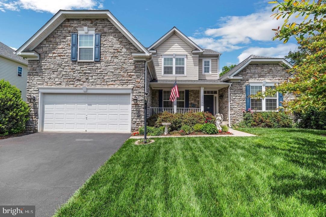 18776 PIER TRAIL DR, TRIANGLE, Virginia 22172, 6 Bedrooms Bedrooms, ,3 BathroomsBathrooms,Residential,For sale,18776 PIER TRAIL DR,VAPW2095184 MLS # VAPW2095184