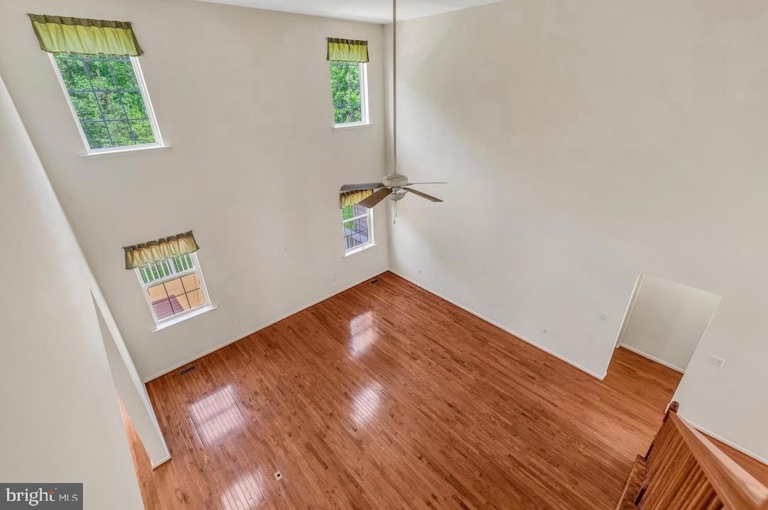 18776 PIER TRAIL DR, TRIANGLE, Virginia 22172, 6 Bedrooms Bedrooms, ,3 BathroomsBathrooms,Residential,For sale,18776 PIER TRAIL DR,VAPW2095184 MLS # VAPW2095184